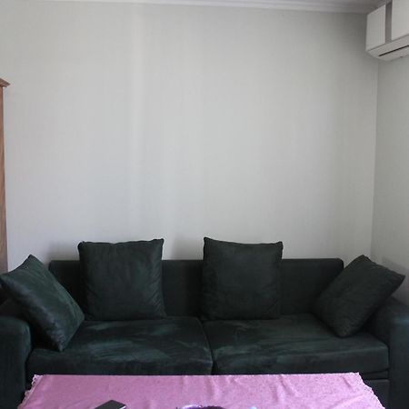 Nunuka House Apartment Tserovani Ngoại thất bức ảnh